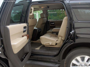 2014款丰田红杉5700现车到店 情人节专场促销