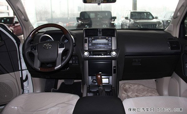 2015款丰田霸道2700中东版 年初连续低价优惠