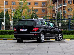 奔驰R级全系大力优惠 R级天津现车新年厚礼