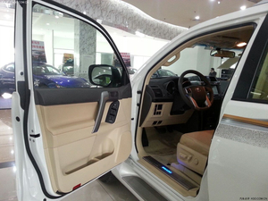 丰田霸道2700中东版现车惠降 新年大礼惊喜巨献