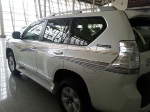 丰田霸道2700现车新年清仓 精彩回馈低价甩