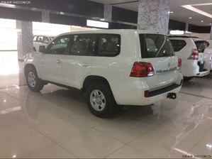 2015款丰田酷路泽4000现车 羊年新春优惠促销