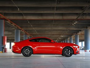 新款福特野马2.3T 感受狂野动力港口现车最低报价