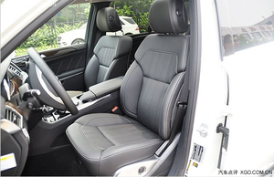 新款奔驰GL450现车热力到店 新春连续吉祥惠