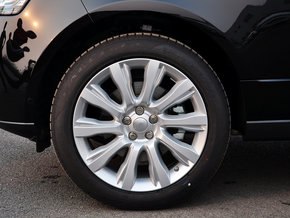 2014款路虎揽胜创世尊崇 4座顶配豪降引爆低价