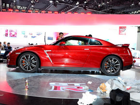 2015款日产GTR炫爆马达 荣光战神港口现车低价热卖