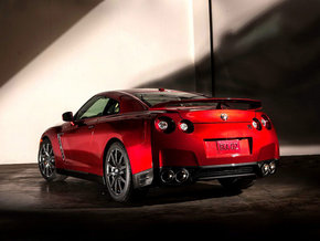 2015款日产GTR炫爆马达 荣光战神港口现车低价热卖