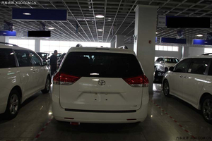 2014款丰田塞纳超级促销 现车正月限时最低价