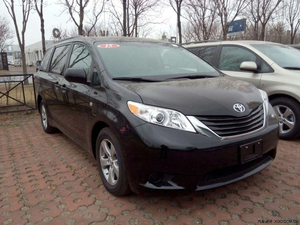 2015款丰田塞纳报价 现车平价享大空间保姆车