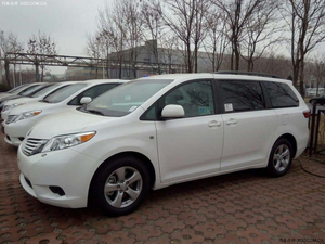 2015款丰田塞纳报价 现车平价享大空间保姆车