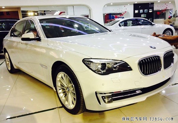 宝马740Li新车曝光 天津现车高奢7系强V8让利报价