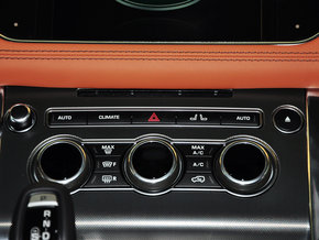 路虎揽胜运动柴油大驾光临 天津港独家精彩呈现