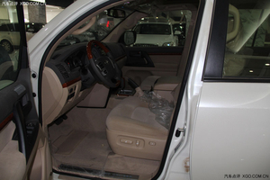 新款丰田兰德酷路泽4000 天津港现车潮流特惠