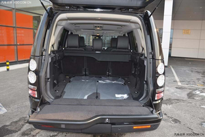 路虎发现四3.0全系特卖 天津港现车月中无忧购