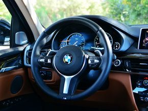 宝马X6进口运动包 现车轻松拥有越野低价王者