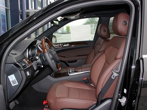 奔驰ML全系到店 现车充足超低价格零利润酬宾