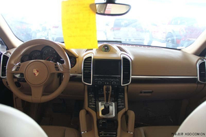 2015款保时捷卡宴美规版 天津港现车巨幅优惠