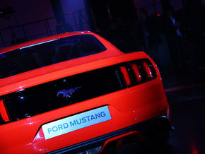 2015款福特野马2.3T 天津港口展厅现车热卖促销