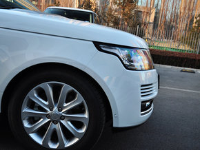 2015款原车原配路虎揽胜3.0T 汽油电吸现车报价