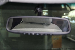 2015款丰田塞纳3.5L两驱版 周末现车特惠热卖