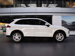 2015款保时捷卡宴 现车豪门盛宴新卡宴狂降展销