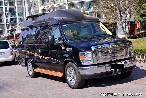 福特E350新款座驾现车 大肚式宽体E350商务舱