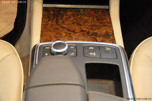 奔驰GL550美规版大降价 天津港口现车巨幅优惠畅销