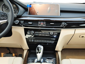 新宝马X5进口现车 高端车型精彩现车最低热卖