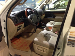 2014款丰田兰德酷路泽4600 中东版现车优惠购