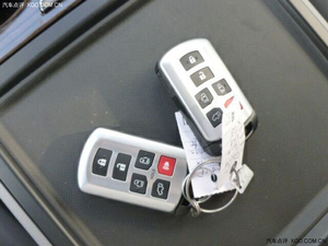 2015款丰田塞纳3.5L四驱版 美规商务现车热卖