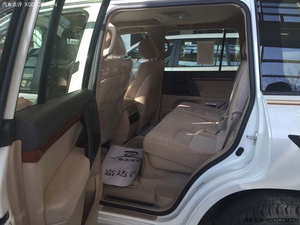 丰田酷路泽4000中东版报价 天津港现车优惠购