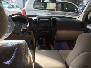 丰田酷路泽4000中东版报价 天津港现车优惠购