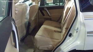 丰田霸道2700中东版现车热销 天津港钜惠来袭