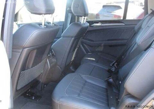 2015款奔驰GL450天假现车 超级低价现车惊喜惠