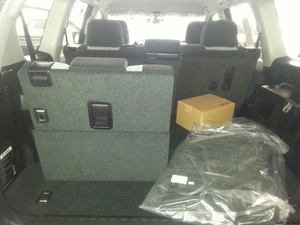 丰田霸道2700中东版勇猛剽悍 四月狂降价突袭