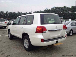 2015款丰田酷路泽4000中东版 陆巡4.0现车热卖