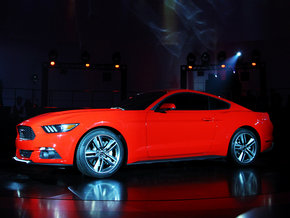 2015款福特野2.3T美规版 马硬顶超级跑出色操控