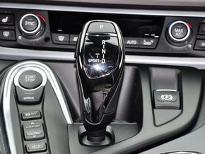 2015款宝马I8展厅现车 现车特惠专场新I8低价