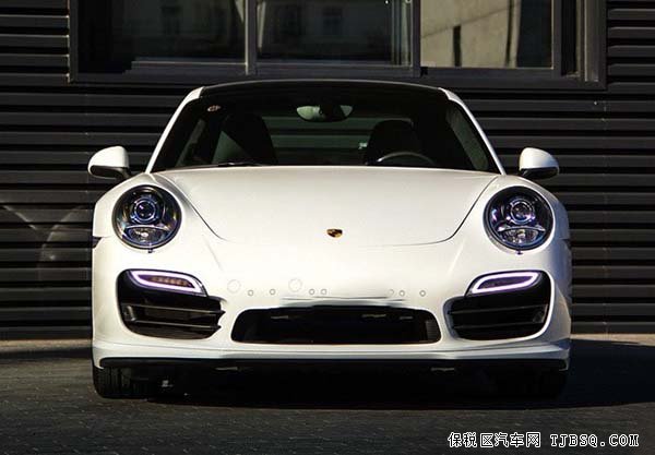 保时捷911中规版现车让利 激情售价四月最低价