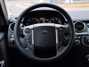 全新路虎发现四再探最低价 精彩特惠呈现