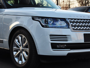 2015款路虎揽胜行政版 天津现车热卖不容错过