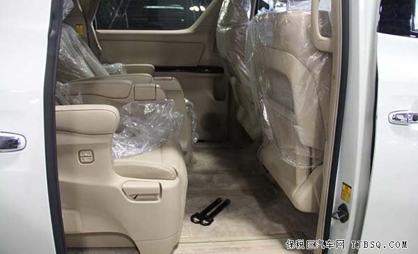 2015款丰田埃尔法3.5L尊贵版 中规版现车优惠购