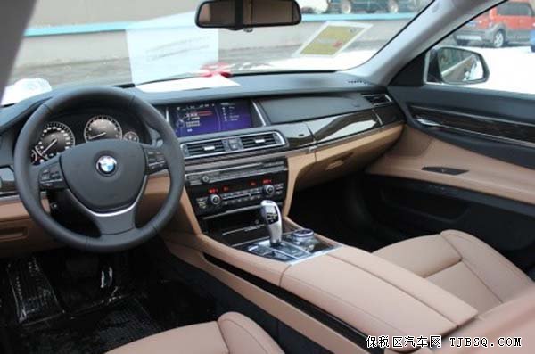 全新宝马7系天津现车 宝马7系周末快乐购