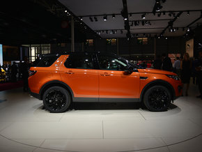 2015款路虎发现神行 全系现车优惠4万惠走全国