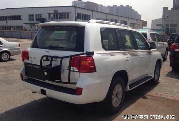 2015款丰田酷路泽4000 中东版现车低价袭港