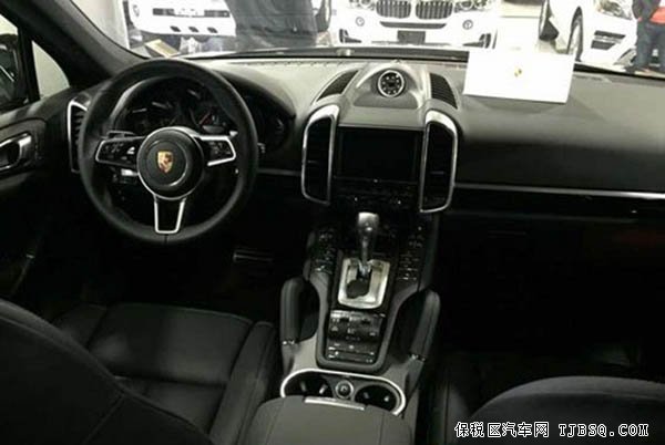 2015款保时捷卡宴柴油版3.0T 自贸区现车优惠