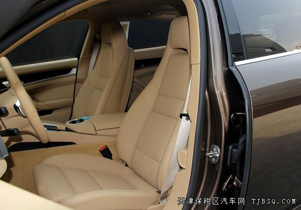 保时捷panamera现车报价 四门独特超跑热惠