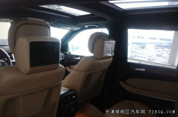 2015款奔驰GL550美规版 天津港现车优惠呈现