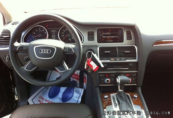 2015款奥迪Q7美规版现车 经典越野现车促销