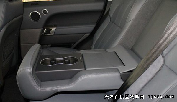 2015款路虎揽胜运动版 天津港现车折扣热卖